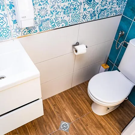 Forest Oasis Free Parking 3* Szapareva Banja