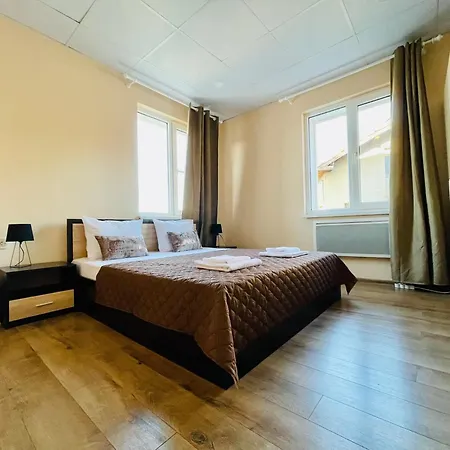 Forest Oasis Free Parking 3* Szapareva Banja