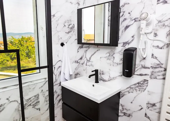 Pensjonat Forest Oasis Free Parking 3*