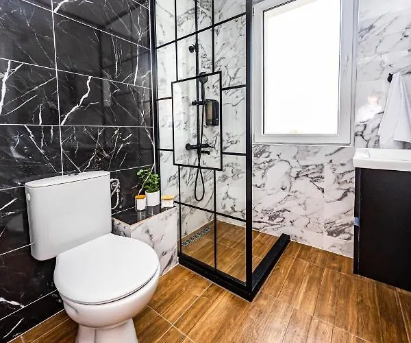 Pensjonat Forest Oasis Free Parking 3*