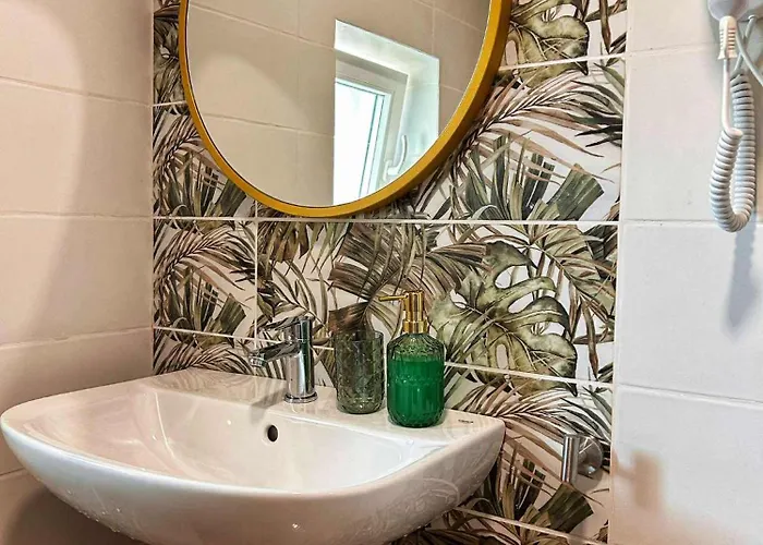 Forest Oasis Free Parking