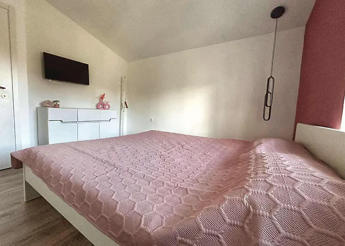 Forest Oasis Free Parking 3*