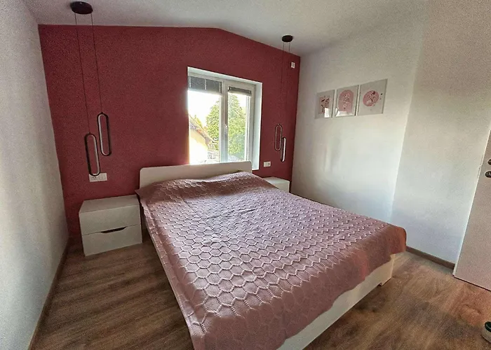 Forest Oasis Free Parking