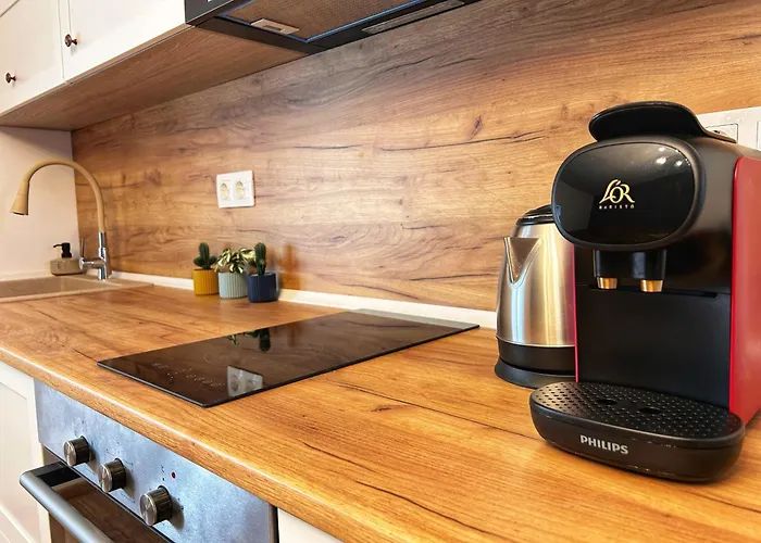 Forest Oasis Free Parking